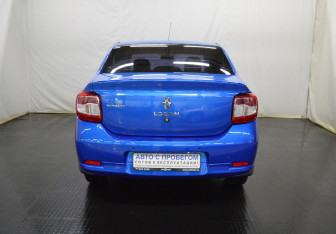 Подержанный автомобиль Renault Logan Sedan 2018 года (6 фото)