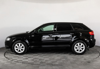 Подержанный автомобиль Audi A3 Hatchback 2012 года (8 фото)