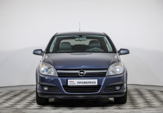 Подержанный автомобиль Opel Astra Hatchback 2006 года (2 фото)