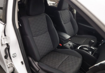 Подержанный автомобиль Nissan X-Trail 2018 года (24 фото)