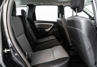 Подержанный автомобиль Renault Duster 2012 года (14 фото)