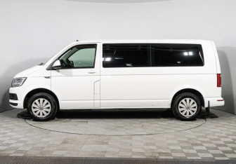 Подержанный автомобиль Volkswagen Caravelle 2019 года (8 фото)