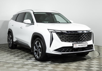 Подержанный автомобиль Geely Atlas 2024 года (3 фото)