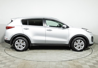 Подержанный автомобиль Kia Sportage 2018 года (4 фото)