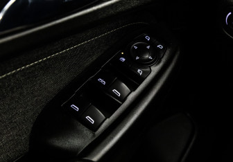 Подержанный автомобиль Chevrolet TrailBlazer 2020 года (21 фото)