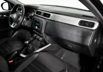 Подержанный автомобиль Renault Arkana 2020 года (13 фото)