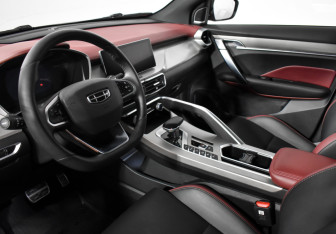 Подержанный автомобиль Geely Coolray 2022 года (9 фото)