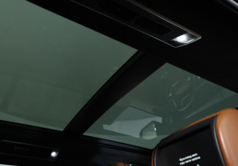 Подержанный автомобиль Land Rover Range Rover 2013 года (22 фото)