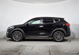 Подержанный автомобиль Hyundai Tucson 2020 года (8 фото)