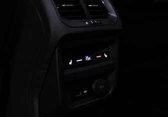 Подержанный автомобиль Volkswagen Tiguan 2019 года (18 фото)