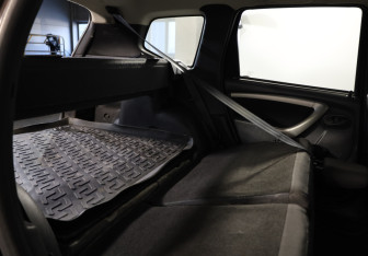 Подержанный автомобиль Renault Duster 2014 года (15 фото)