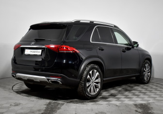 Подержанный автомобиль Mercedes-Benz GLE 2019 года (5 фото)