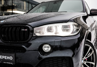 Подержанный автомобиль BMW X5 2016 года (2 фото)