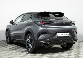 Подержанный автомобиль Changan UNI-T 2023 года (7 фото)