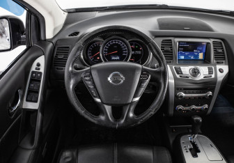Подержанный автомобиль Nissan Murano Suv 2013 года (10 фото)