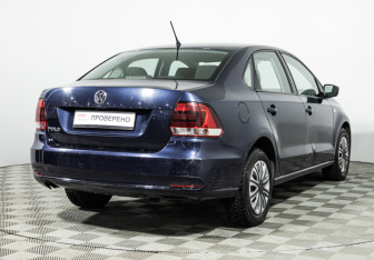 Подержанный автомобиль Volkswagen Polo Sedan 2015 года (5 фото)