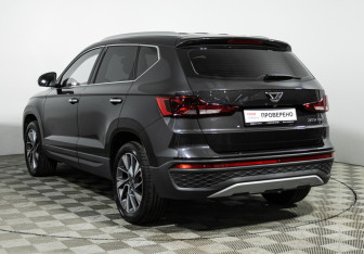 Подержанный автомобиль Jetta VS5 2023 года (7 фото)