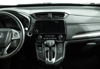 Подержанный автомобиль Honda CR-V 2019 года (14 фото)