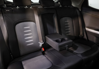 Подержанный автомобиль Kia Ceed Hatchback 2014 года (20 фото)