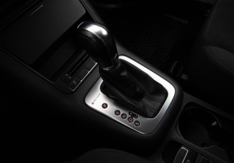 Подержанный автомобиль Volkswagen Tiguan 2012 года (12 фото)