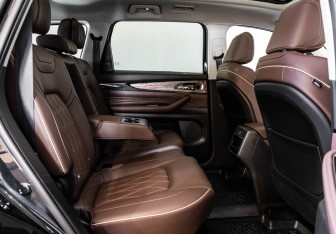 Подержанный автомобиль Exeed VX 2022 года (24 фото)