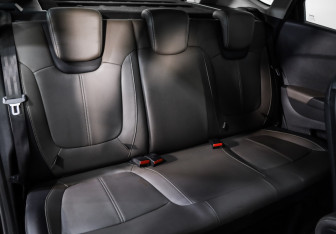 Подержанный автомобиль Renault Kaptur 2018 года (23 фото)