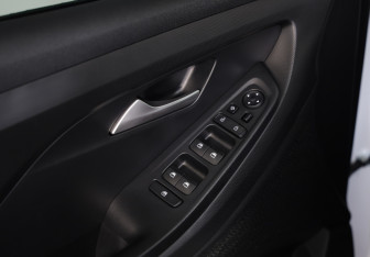 Подержанный автомобиль Hyundai Creta 2022 года (22 фото)