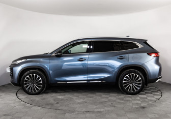 Подержанный автомобиль Exeed TXL 2022 года (10 фото)