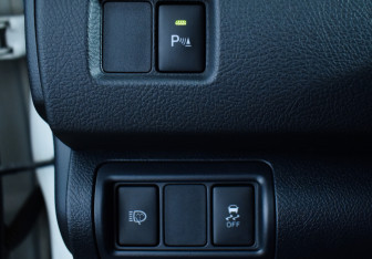 Подержанный автомобиль Toyota Camry Sedan 2016 года (16 фото)