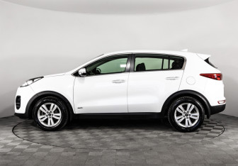 Подержанный автомобиль Kia Sportage 2018 года (8 фото)