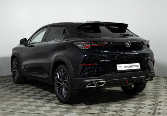 Подержанный автомобиль Changan UNI-T 2023 года (7 фото)