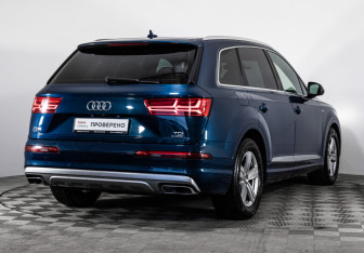 Подержанный автомобиль Audi Q7 2018 года (6 фото)