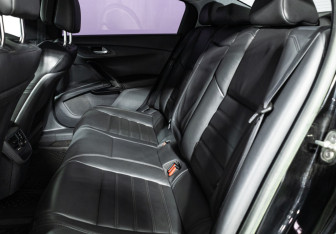 Подержанный автомобиль Peugeot 508 Sedan 2012 года (10 фото)