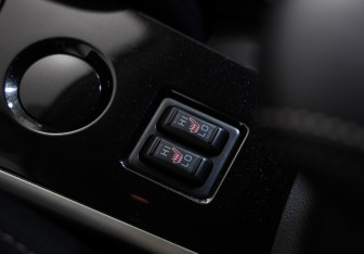 Подержанный автомобиль Mitsubishi Outlander 2022 года (18 фото)