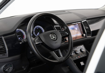 Подержанный автомобиль Skoda Kodiaq 2018 года (10 фото)