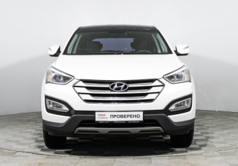 Подержанный автомобиль Hyundai Santa Fe 2014 года (2 фото)