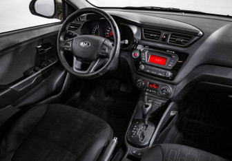 Подержанный автомобиль Kia Rio Sedan 2013 года (8 фото)