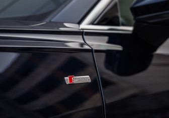 Подержанный автомобиль Audi A6 Sedan 2018 года (3 фото)