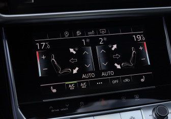 Подержанный автомобиль Audi A6 Sedan 2020 года (21 фото)