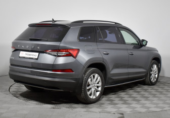 Подержанный автомобиль Skoda Kodiaq 2022 года (5 фото)