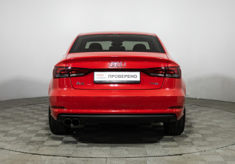 Подержанный автомобиль Audi A3 Sedan 2015 года (6 фото)
