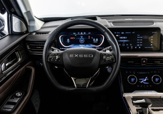 Подержанный автомобиль Exeed VX 2023 года (13 фото)