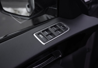 Подержанный автомобиль Jaguar F-Pace 2020 года (22 фото)