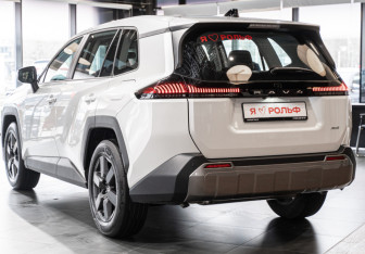 Новый Toyota RAV4 2025 (7 фото)