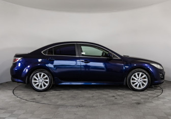 Подержанный автомобиль Mazda 6 Sedan 2010 года (4 фото)