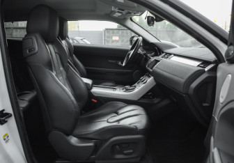 Подержанный автомобиль Land Rover Range Rover Evoque 2012 года (27 фото)