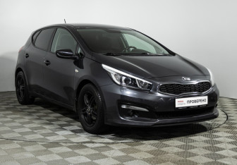 Подержанный автомобиль Kia Ceed Hatchback 2016 года (3 фото)