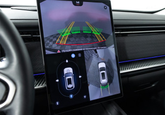 Подержанный автомобиль Jaecoo J7 2023 года (18 фото)