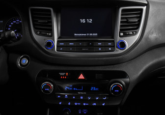 Подержанный автомобиль Hyundai Tucson 2016 года (15 фото)