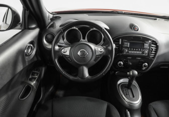 Подержанный автомобиль Nissan Juke 2012 года (11 фото)